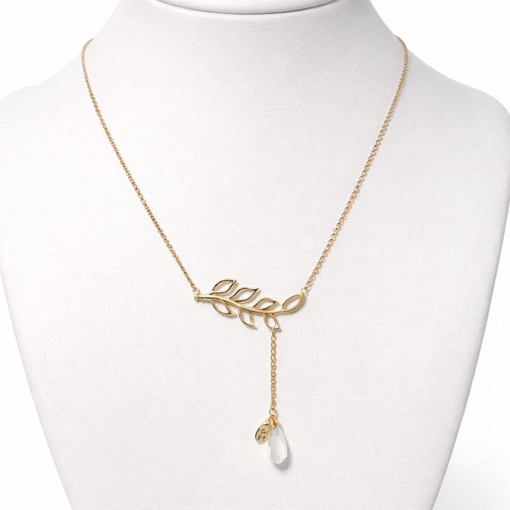 Dangling leaf necklace with “R” initial charm NWOT